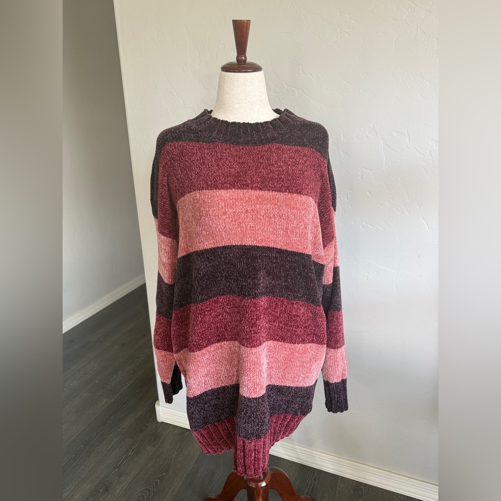 Volcom Women's Striped Sweater in Pink and Brown. Size XL. NWOT